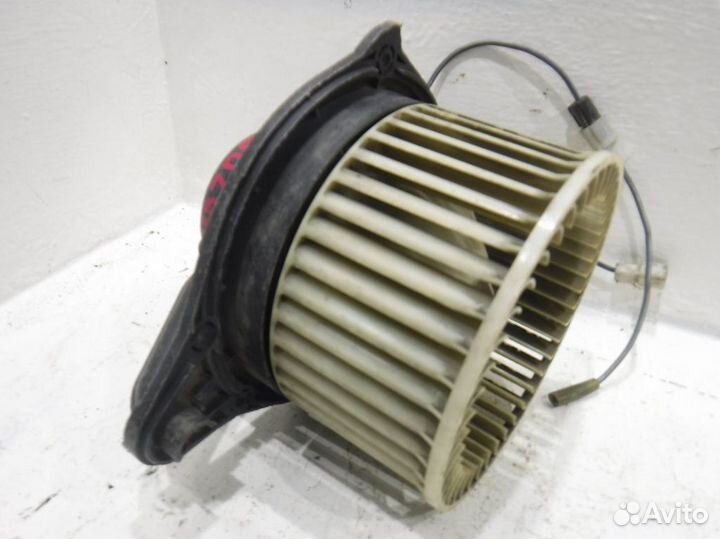 Моторчик печки GA9776424B Мазда