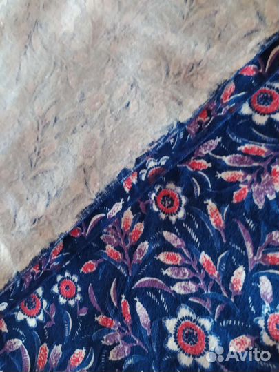 Отрезы тканей шерсть, лён, фланель