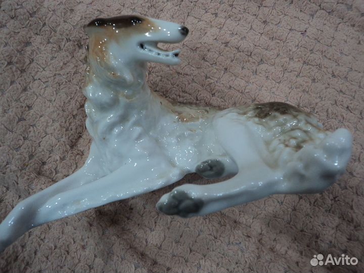 Фарфорoвая стaтуэтка.Собака.Борзая.лфз