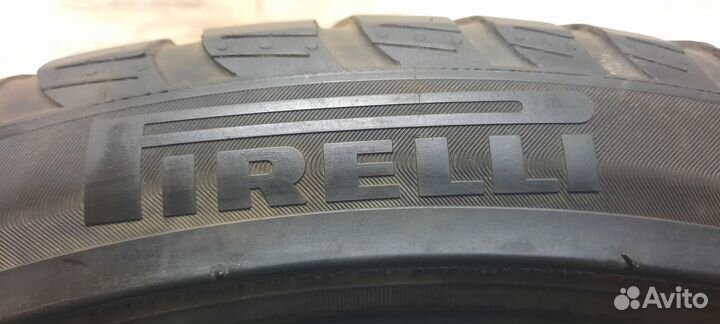 Pirelli Winter Sottozero 3 245/40 R19 98V