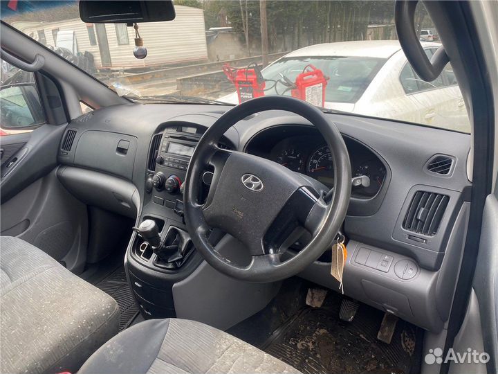 Разбор на запчасти Hyundai H-1 Starex 2007-2015