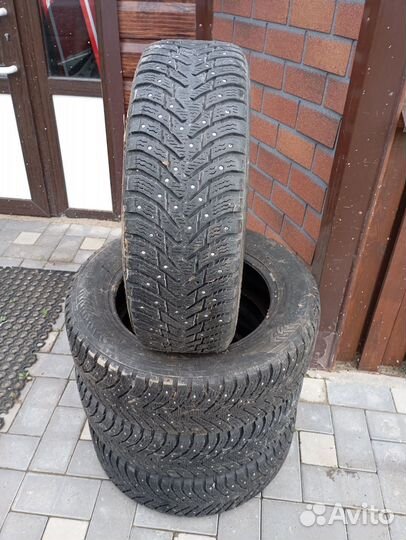 Nokian Tyres Hakkapeliitta 8 SUV 215/65 R17