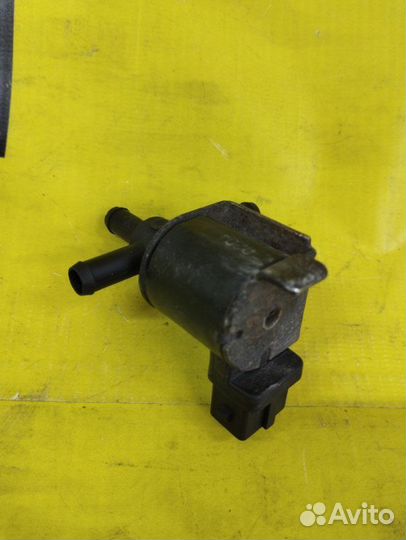 Электромагнитный клапан Volkswagen Passat B5+