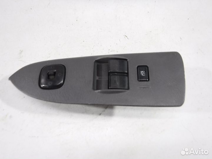 Блок управления стеклоподъемниками Mazda 323 BJ