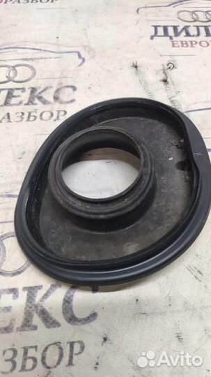 Горловина топливного бака Audi Q5