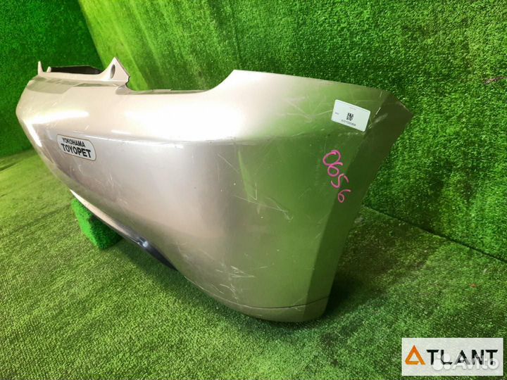 Бампер задний toyota IST