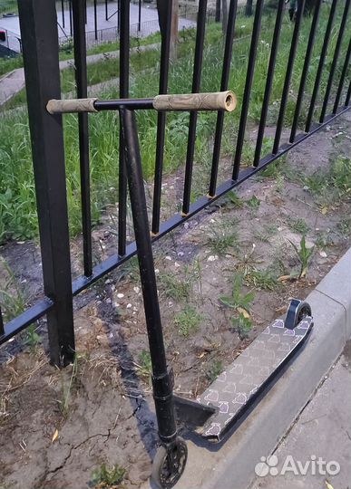 Трюковой самокат