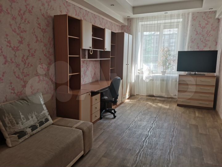 3-к. квартира, 80,6 м², 3/6 эт.