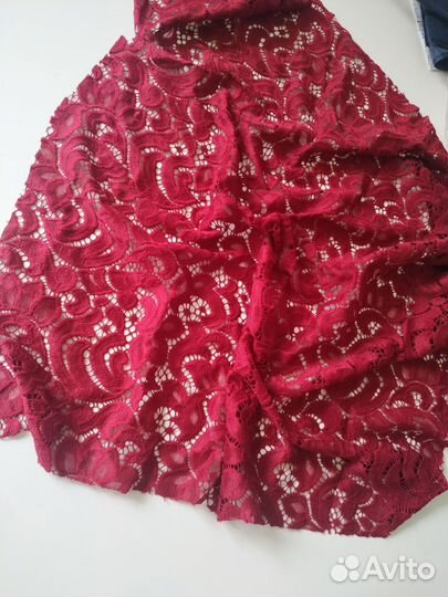 Отрез ткани кружево