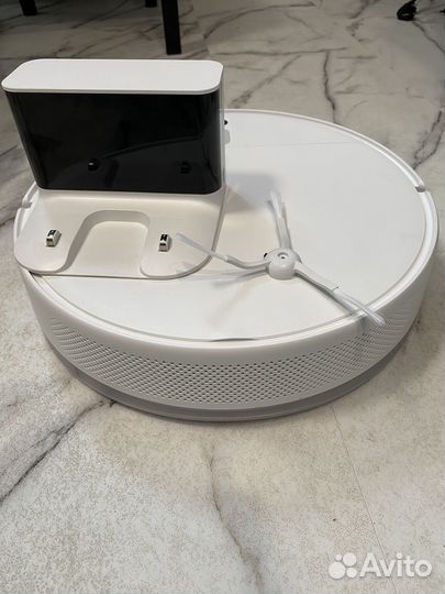 Робот пылесос