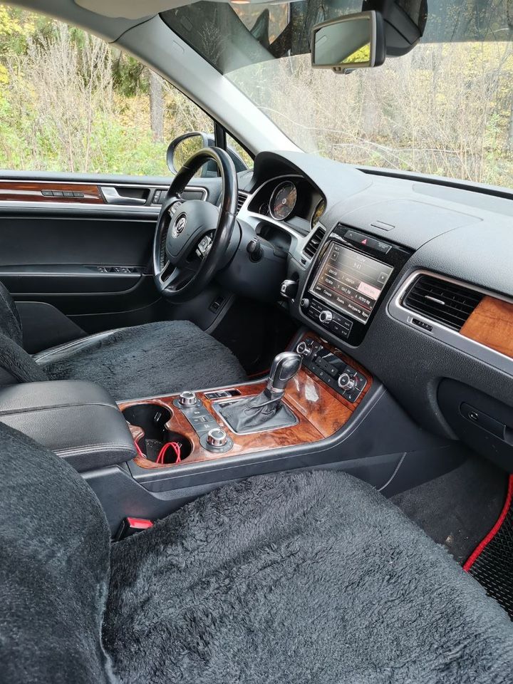Volkswagen Touareg: фото владельца