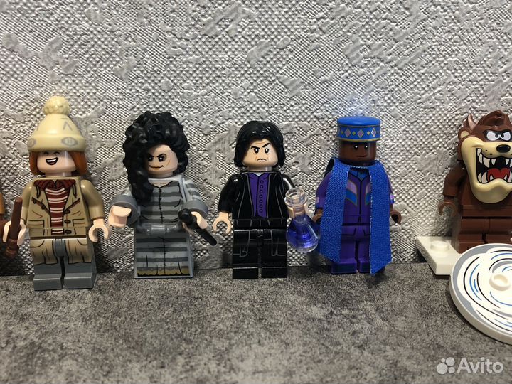 Lego minifigures