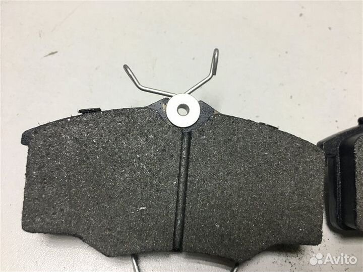 Колодки дисковые передние Volvo V40 1 Поколение