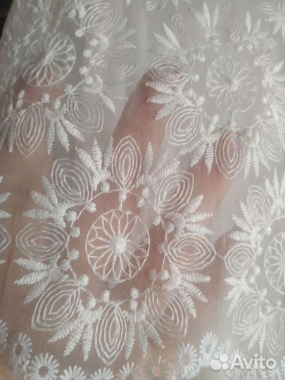 Платье нарядное для девочки 5-6 лет