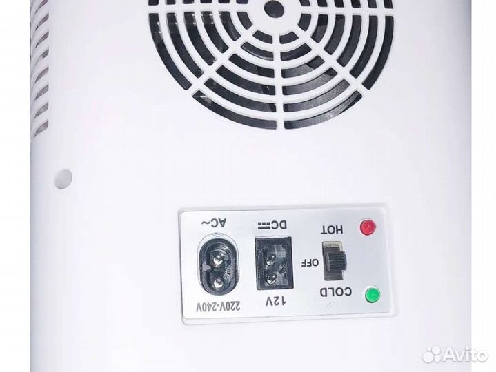 Мини-холодильник для косметики