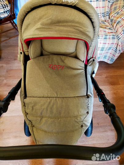 Детская коляска Zippy
