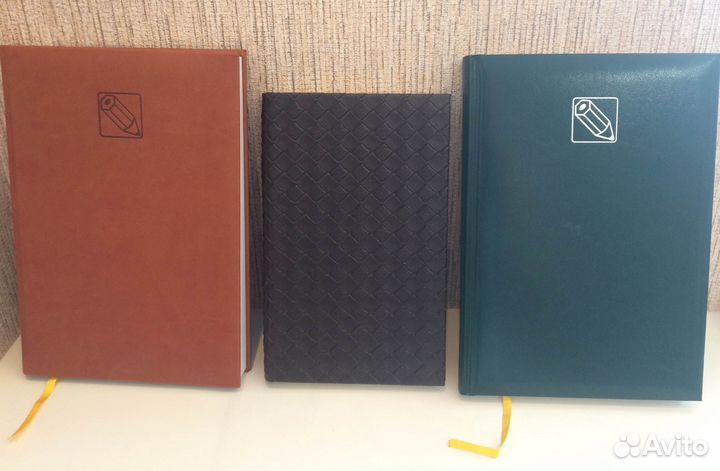 Ежедневники блокноты записные книжки разные