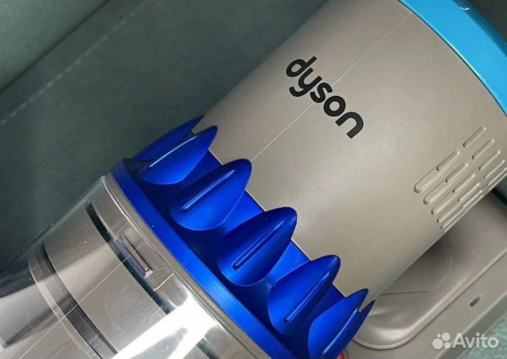 Ручной пылесос Dyson V15gm detect
