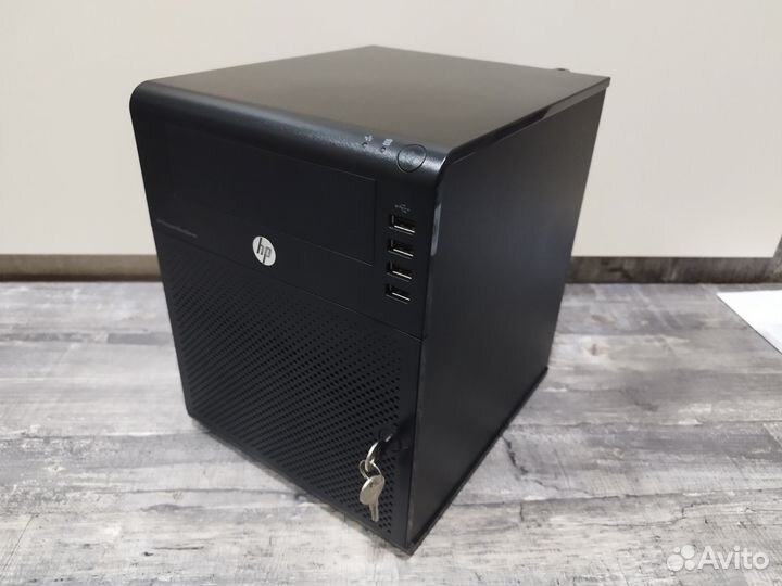 Сервер HP ProLiant MicroServer G7 N54L