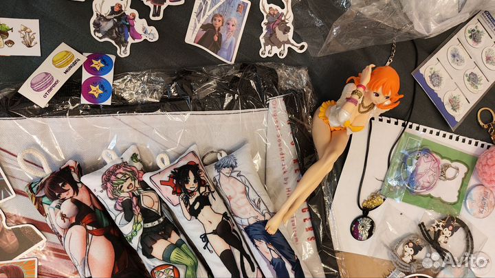 Аниме мерч и не только, мелочевка