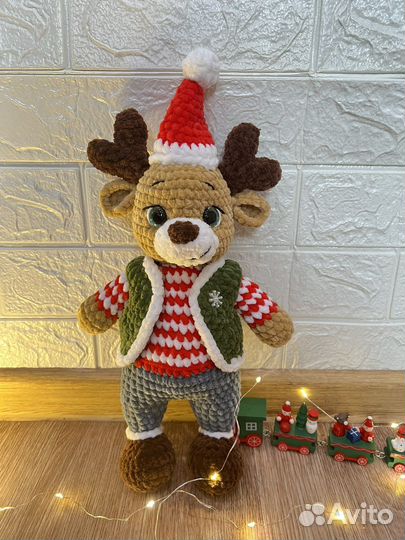 Вязаные игрушки ручной работы олень