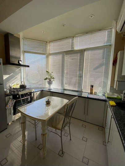 1-к. квартира, 40 м², 1/10 эт.