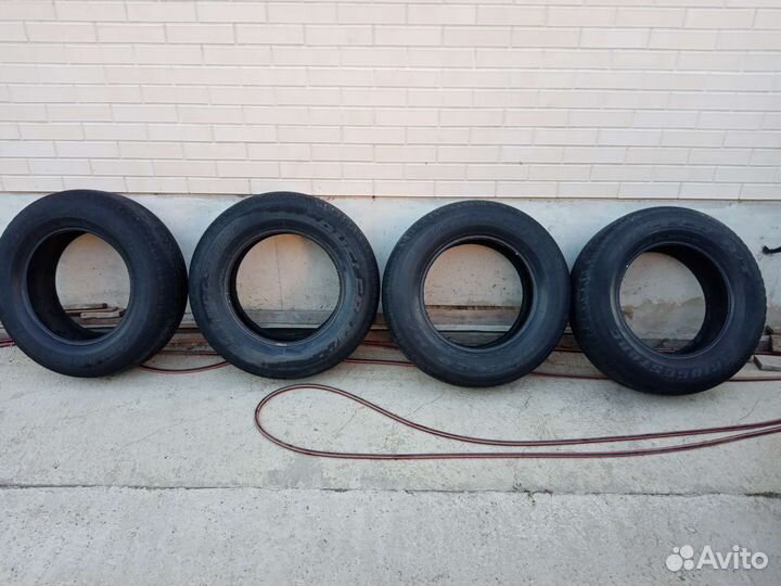 Bridgestone Dueler H/T 265/65 R17