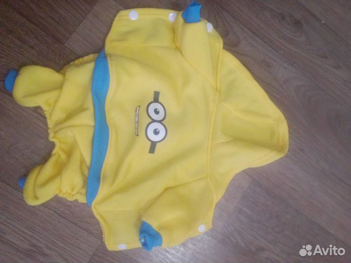 Продам костюмы