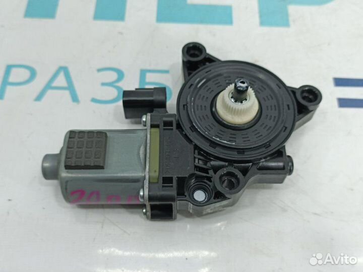 Моторчик стеклоподъемника передний правый Hyundai