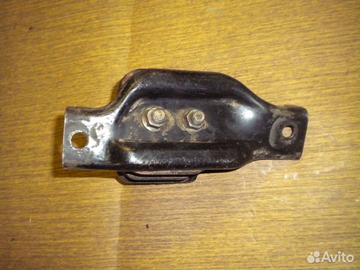 Подушка двигателя EJ20 Subaru Impreza GF2