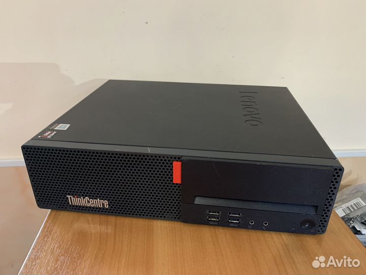 Компьютер компактный Lenovo ThinkCentre M715s