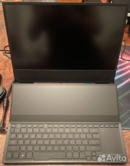 Asus Rog Zephyrus Duo 15 SE