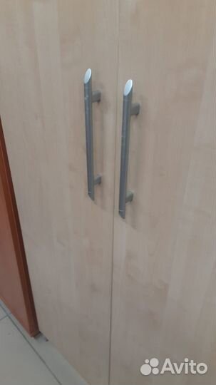 Шкафы гардеробные Б.У