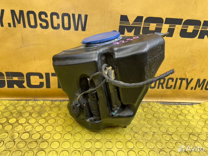 Бачок омывателя Mercedes-Benz S-Class W221 272.965