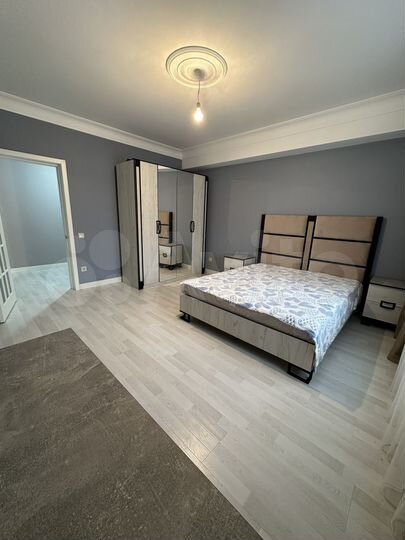 2-к. квартира, 82 м², 3/5 эт.