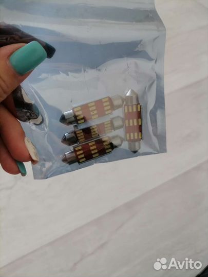 Подсветка боковых зеркал, номера и салон FordKuga1