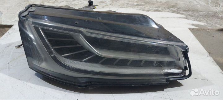 Фара светодиодная передняя правая Audi A8 D4