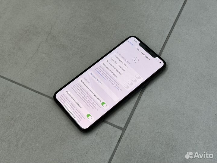 iPhone Xs Max, 64 ГБ