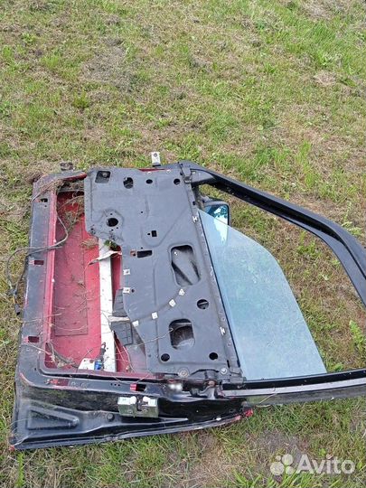 Дверь передняя правая