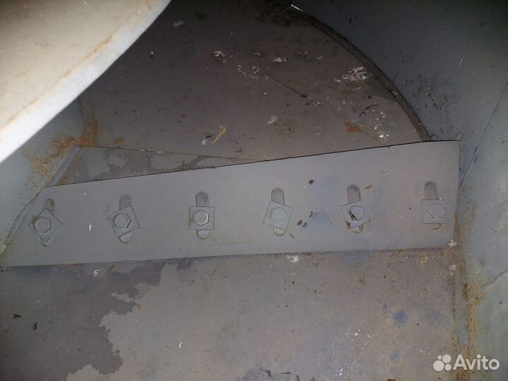 Нож на кормораздатчик кис 8, 7бм, 10Б + скребки