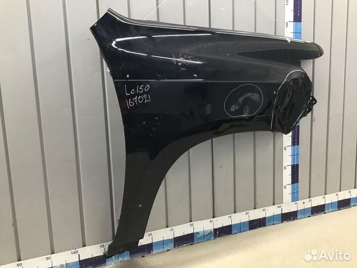 Крыло переднее правое Toyota Land Cruiser (150) -P