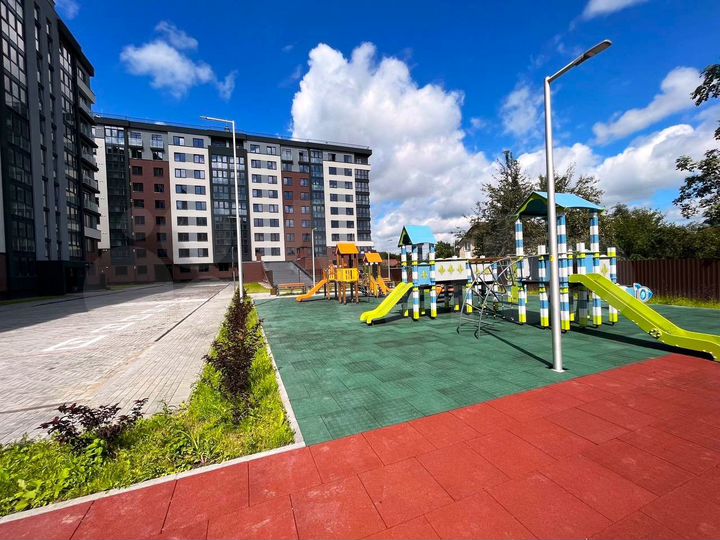 2-к. квартира, 65 м², 1/9 эт.