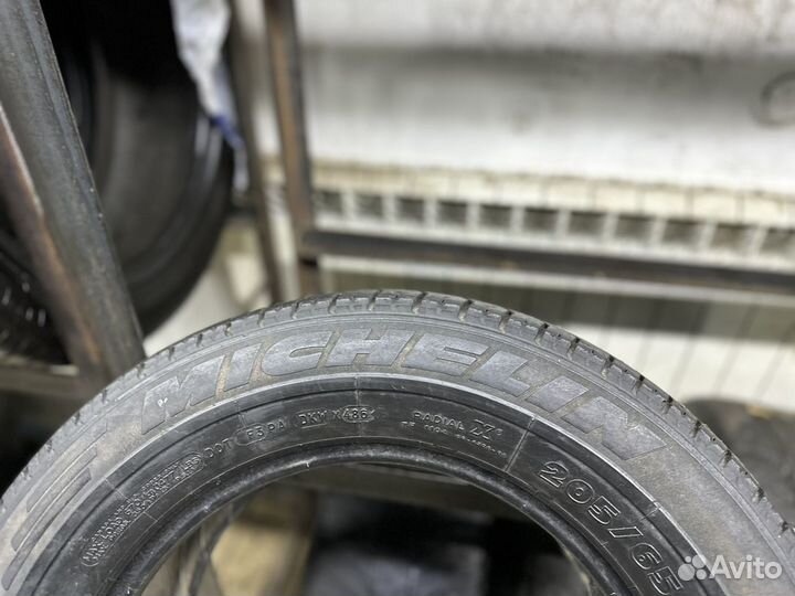 Michelin Pilot HX MXV3-A 205/65 R15 94V