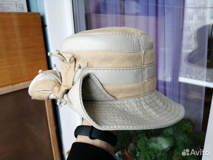 Кожаная шляпа женская