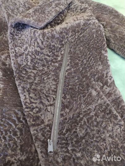 Шуба 46- 48 новая астраган