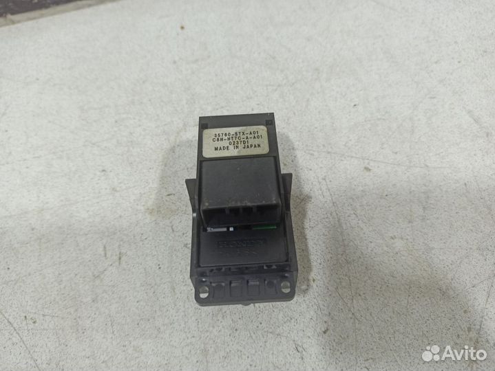 Кнопка стеклоподъемника