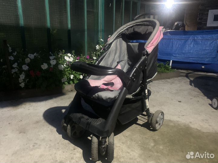 Прогулочная коляска