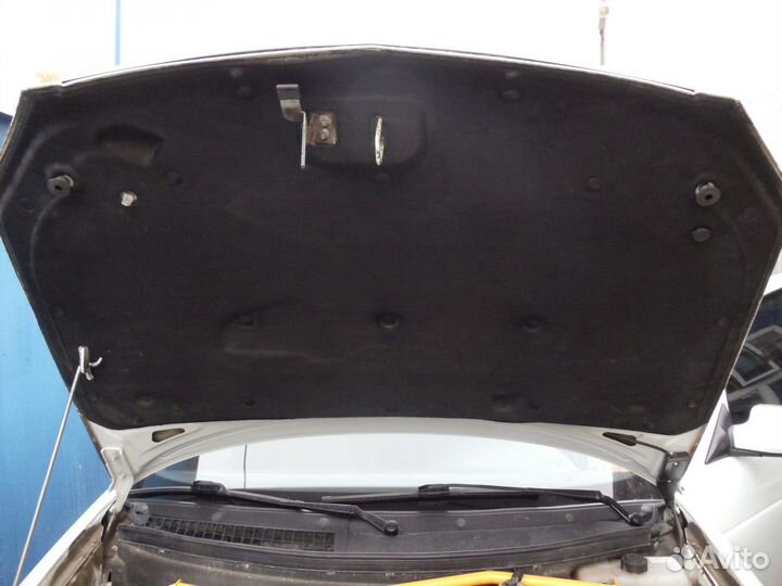 Шумоизодяция капота Лада Приора