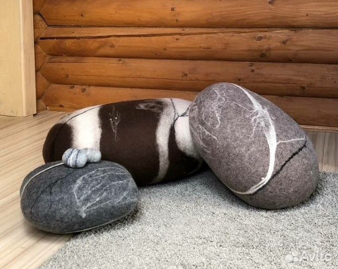 Декоративные подушки из шерсти