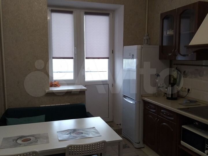 2-к. квартира, 55 м², 2/10 эт.